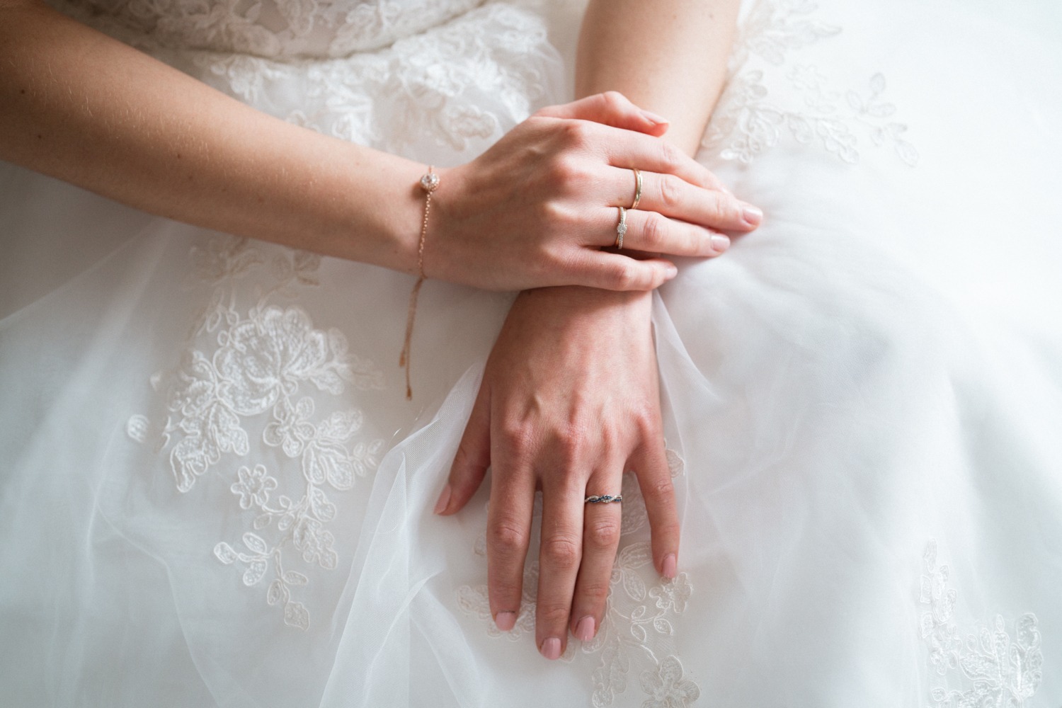 photo bague de mariage ou fiançailles bague Orléans
