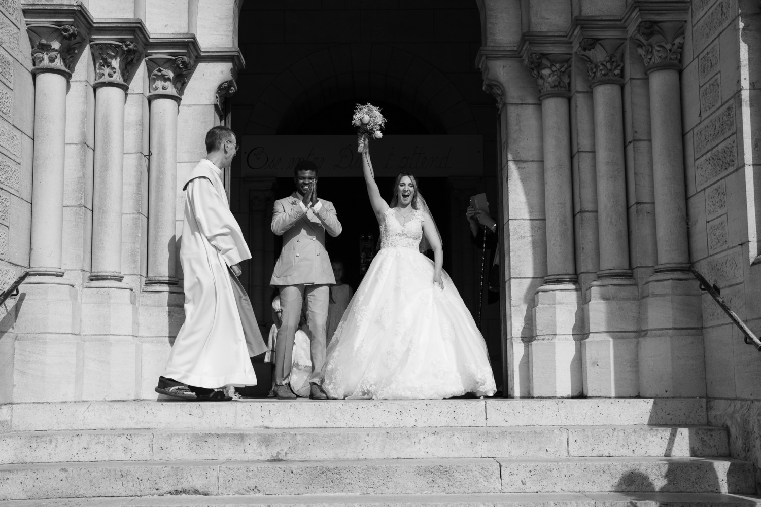 photo de mariage en noir et blanc